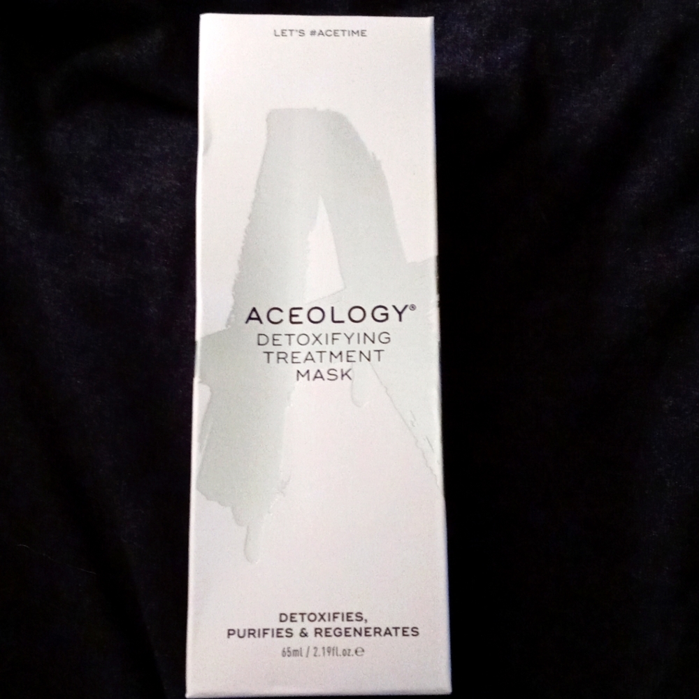 Aceology Detoxifing Treatment Mask